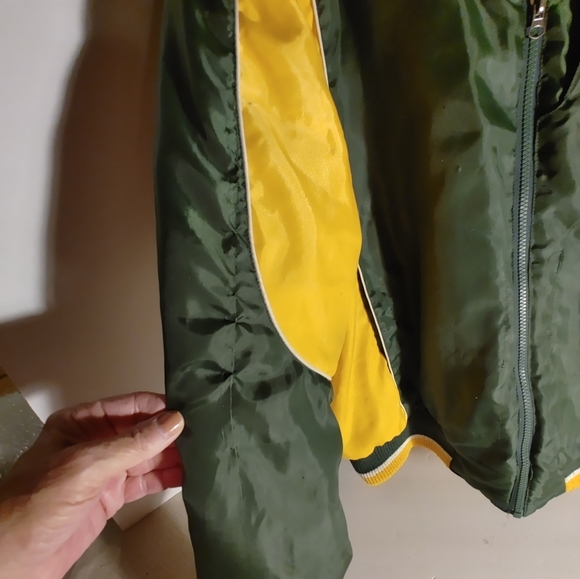 NFL G111 Apparel Insulated No Hood Green Bay Packers Size Large Jacket Zip up - Picture 2 of 13